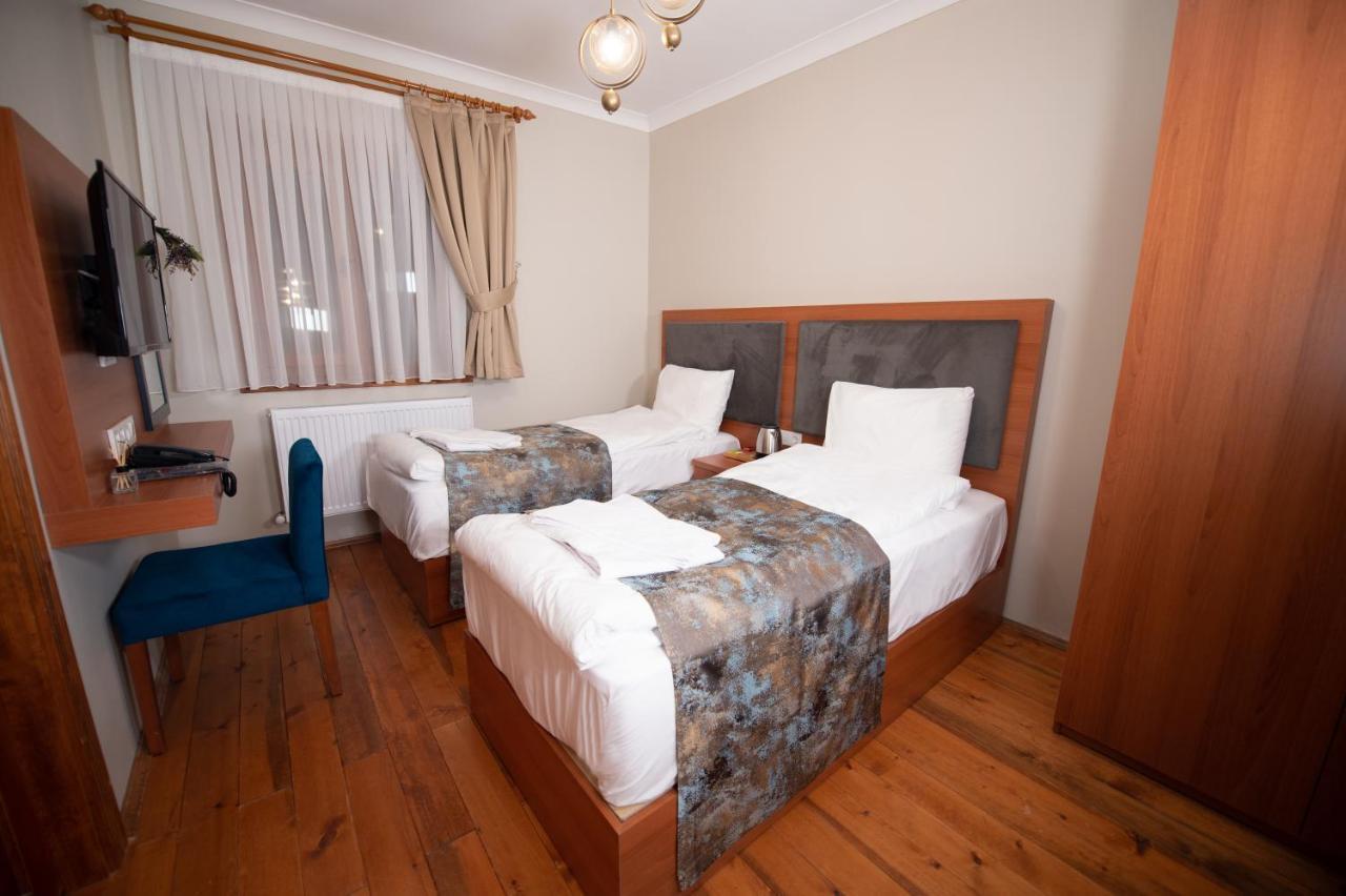 Ahiska Palas Otel Kars Esterno foto