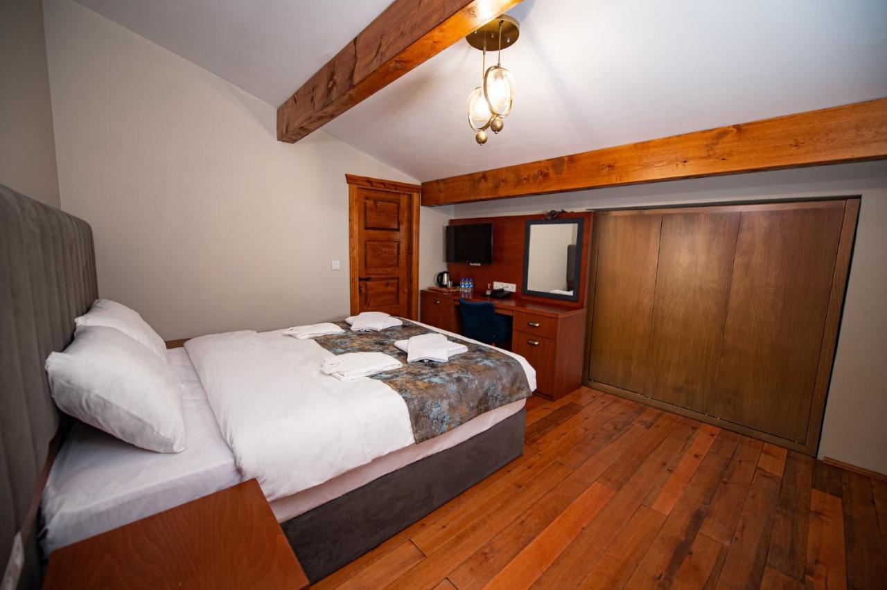 Ahiska Palas Otel Kars Esterno foto