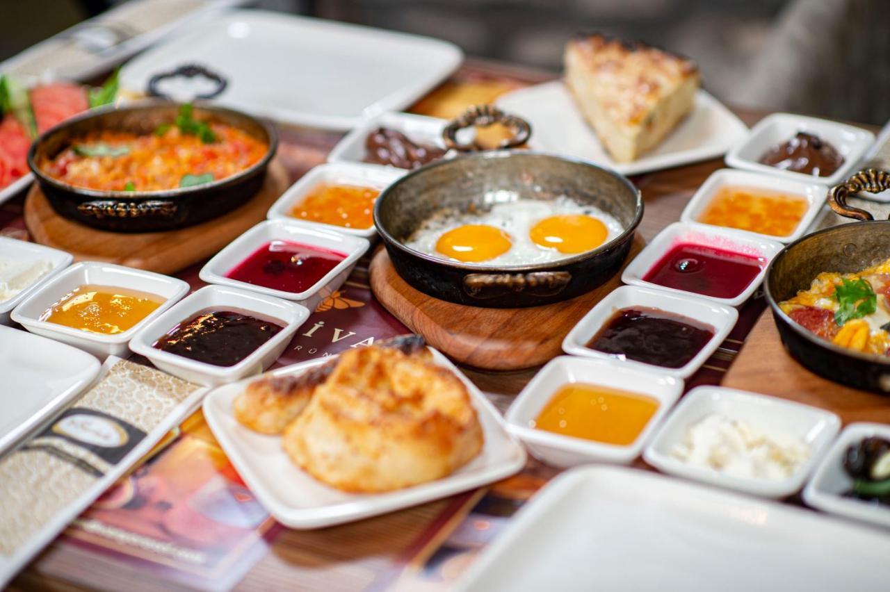 Ahiska Palas Otel Kars Esterno foto