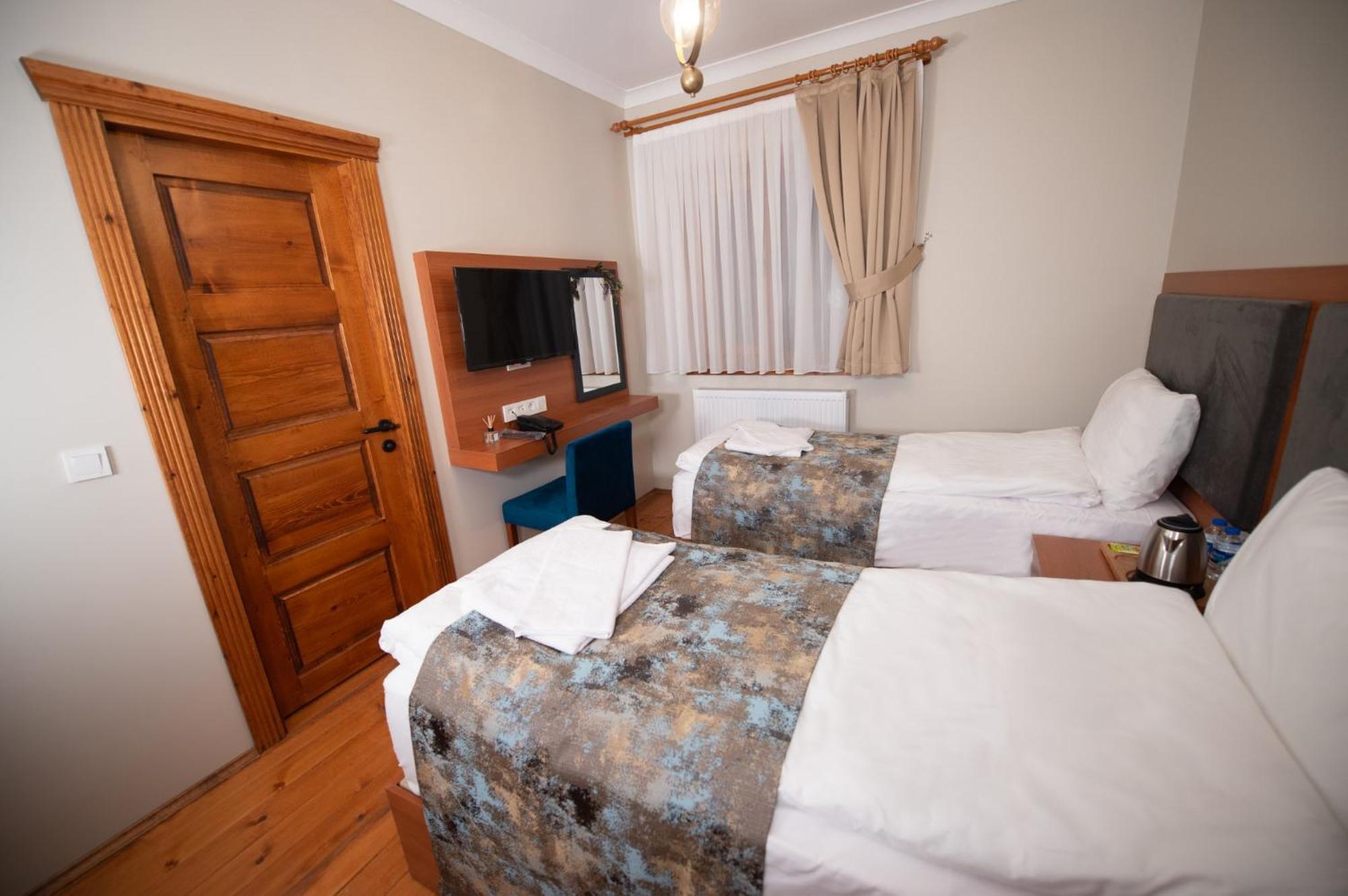 Ahiska Palas Otel Kars Esterno foto